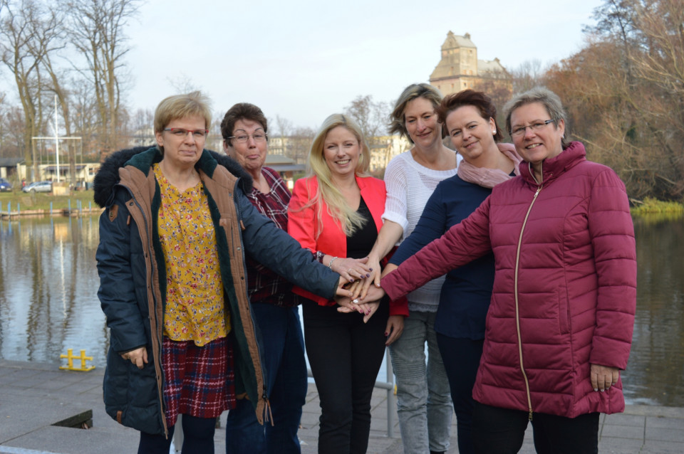 Der neue Vorstand: v.l.n.r. Ilona Friedirch,  Renate Teßmann, Nicole Walter-Mundt, Andrea Dorfmeister, Katrin Gehring, Marion Azone und Birgit Tornow-Wendland (nicht im Bild).