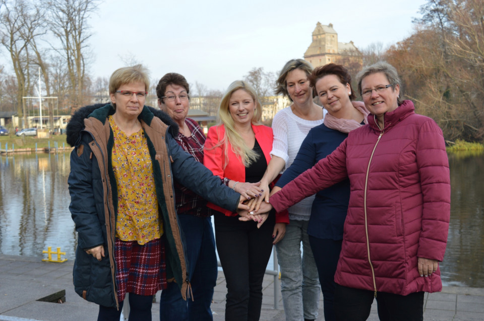 Der neue Vorstand: v.l.n.r. Ilona Friedirch,  Renate Temann, Nicole Walter-Mundt, Andrea Dorfmeister, Katrin Gehring, Marion Azone und Birgit Tornow-Wendland (nicht im Bild).